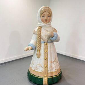 Декоративная скульптура "Снегурочка в светлом"