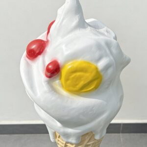 Декоративная фигура "мороженое"